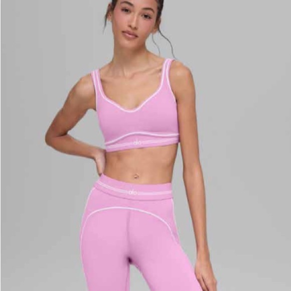 Alo Airbrush Heart Throb Bra in Candy Heart Pink size M